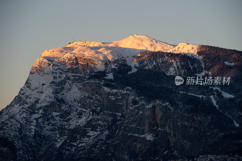 帕加内拉山， 特伦蒂诺